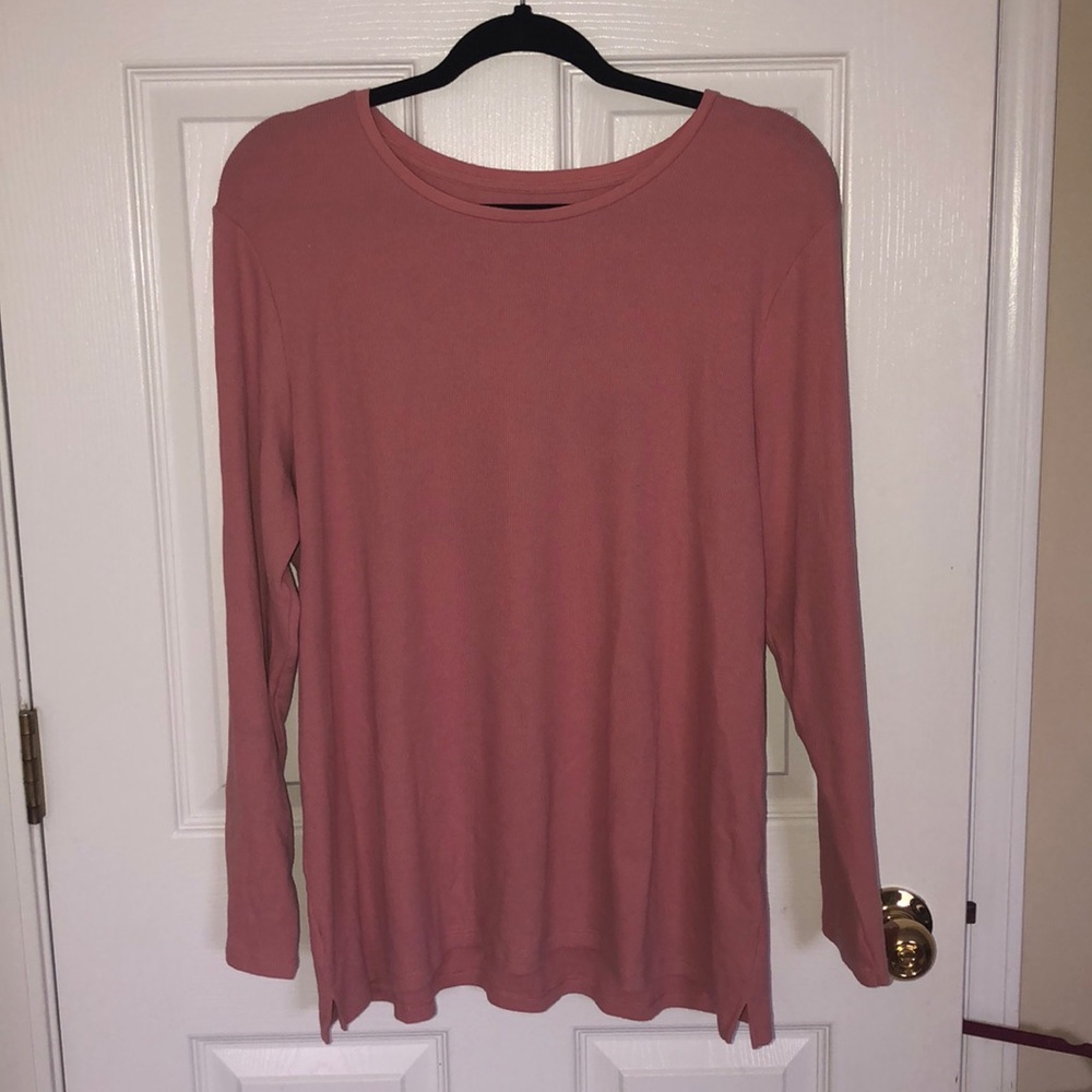 Pink ribbed tee